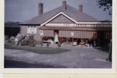The Circle Shop, Shepherds Way